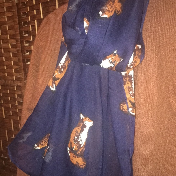 Navy Scarf with foxes - Picture 2 of 4